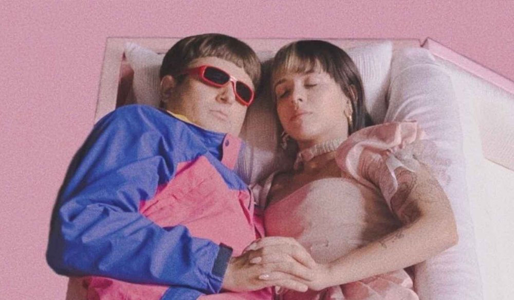 Melanie Martinez e Oliver Tree