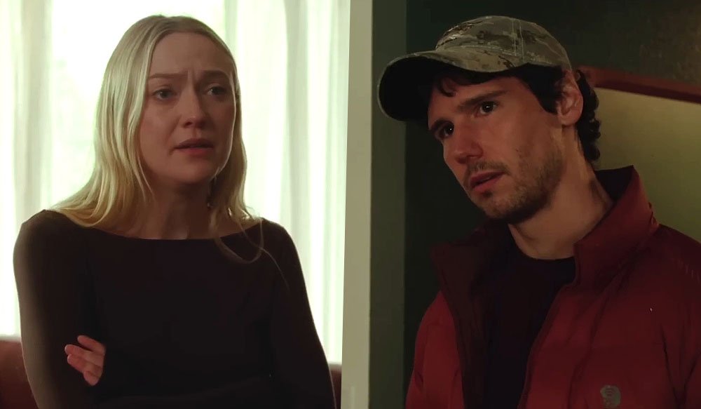 Cenas do trailer de "The Sun Never Sets".